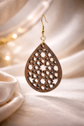 Drewniane kolczyki Łezka | Model 10 – drewno orzechowe, styl boho